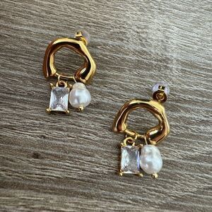 Vintage style earrings N662
